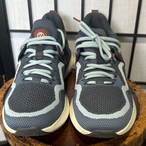 Cole Haan ZEROGRAND Outpace 2 Running Sneaker Men's Size 10 NEW Lightweight